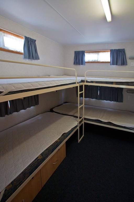 Wagga Wagga Beach Caravan Park Hotel Habitación foto
